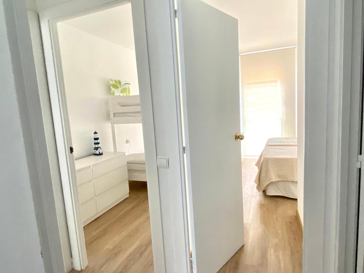 Apartamento Con 3 Habitaciones, Terraza Y Jardin Comunitario Con Piscina En 圣安东尼奥·德·卡隆 外观 照片